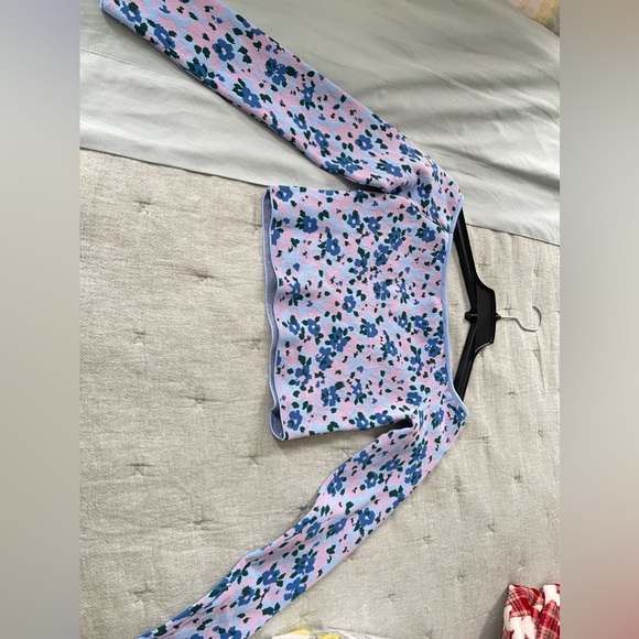 Tops - Off the should top